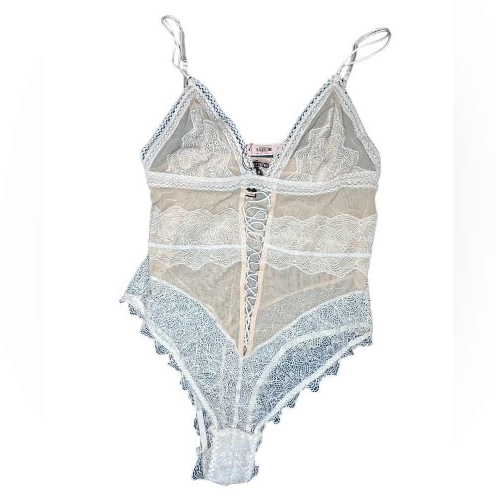 NWT Victoria’s Secret White Lace Teddy